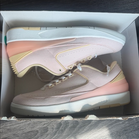 Get Ready for the Women Air Jordan 2  Retro Peach and Cream Sneakers